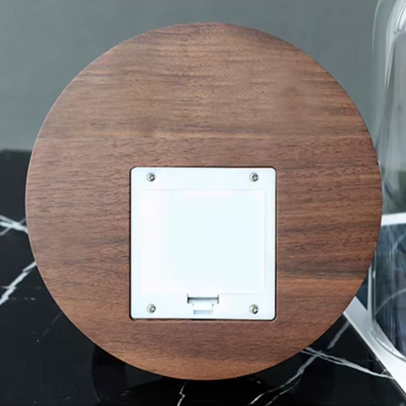 Relógio de Mesa com Cúpula de Vidro - Decoração com Engrenagens Visíveis