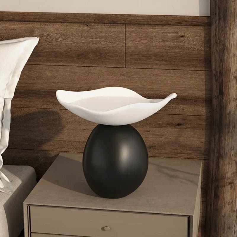 Fruteira Decorativa de Mesa em Resina – Design Escultural Moderno