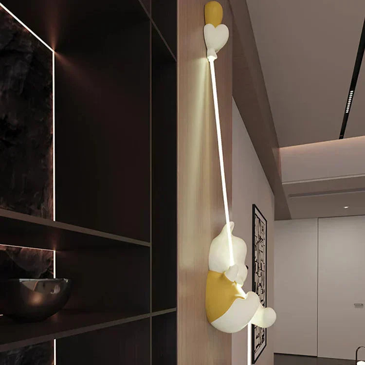 Luminária Arandela Urso Aventureiro – Luz LED Decorativa