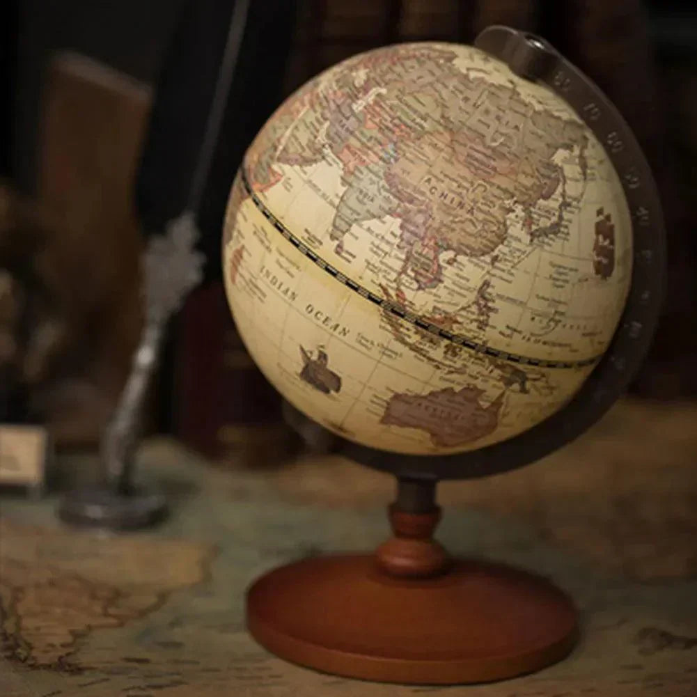 Globo Decorativo - Peça de Luxo para Escritório